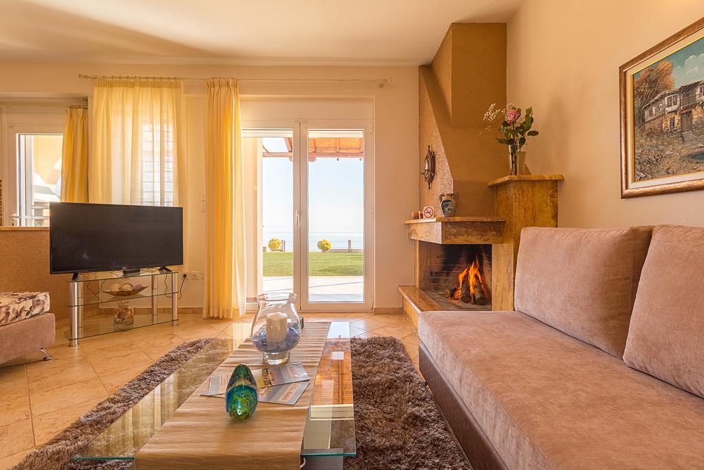 Villa Nefeli Akti Salonikiou B Áyios Nikólaos Luaran gambar